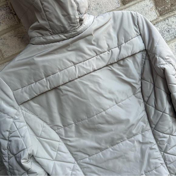 Size XS beige women parka /jacket/ puffer/ coat - Picture 13 of 15